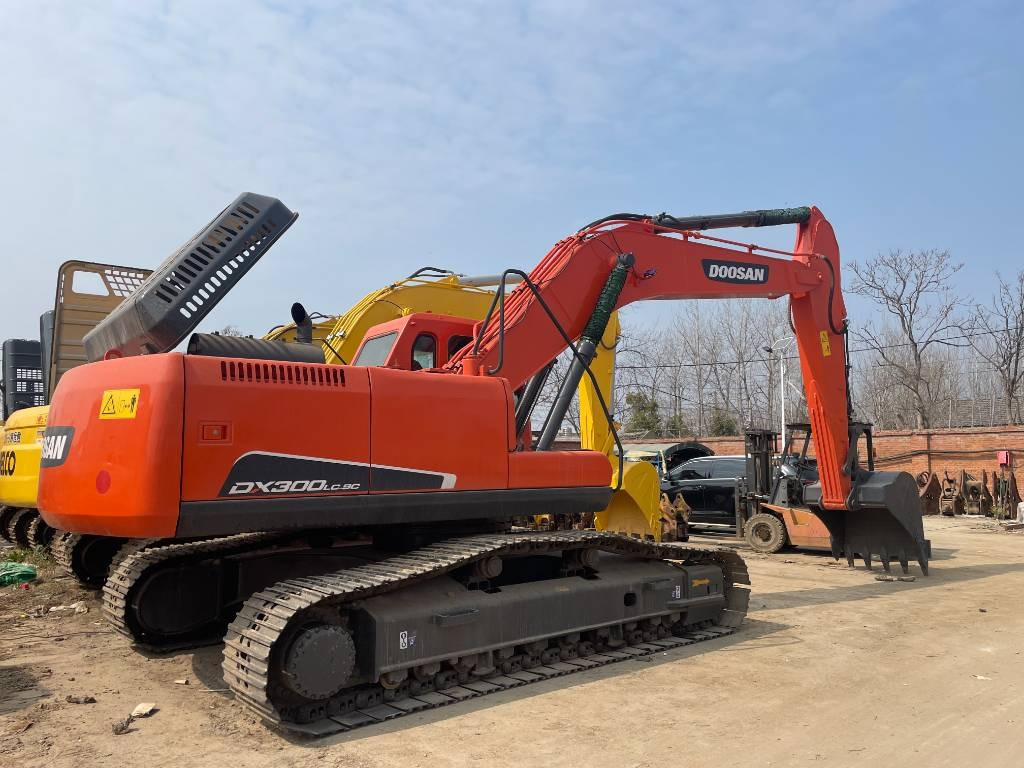 Doosan DX 300  - Lintekskavaator: pilt 1 Doosan DX 300  - Lintekskavaator: pilt 1