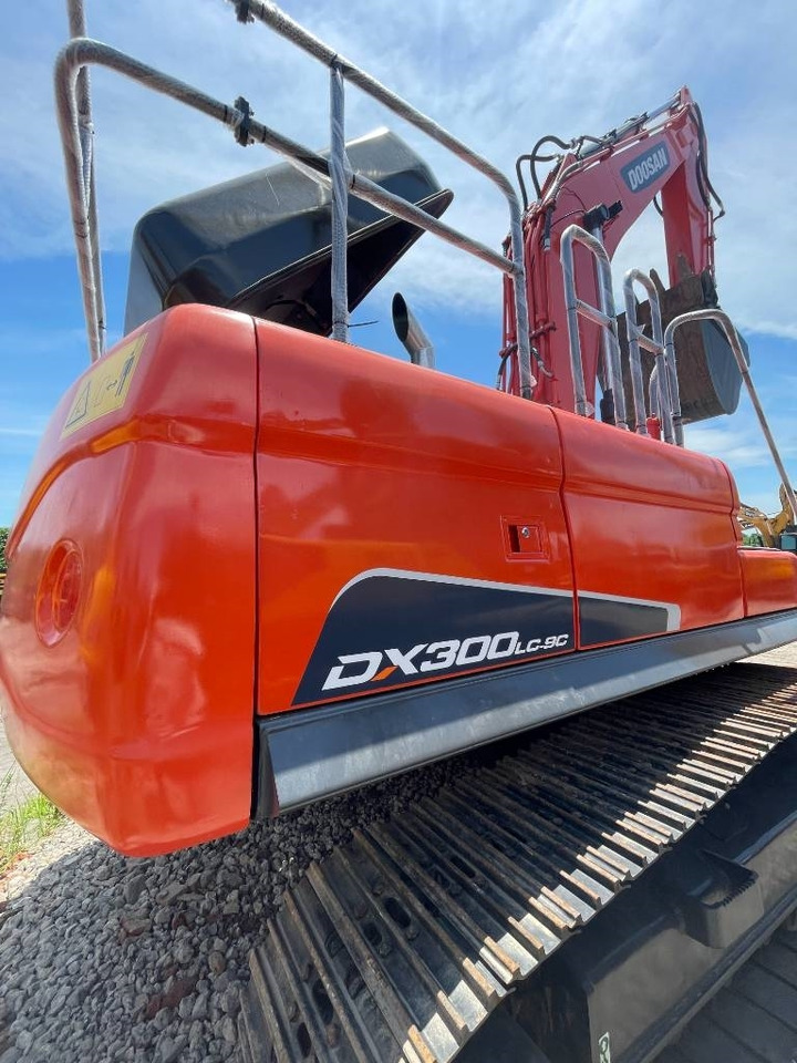 Doosan DX 300 - Lintekskavaator: pilt 3 Doosan DX 300 - Lintekskavaator: pilt 3