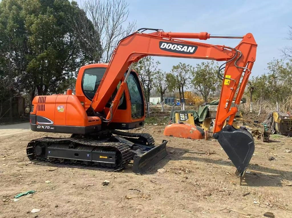 Doosan DX 75-9 C - Miniekskavaator: pilt 2 Doosan DX 75-9 C - Miniekskavaator: pilt 2