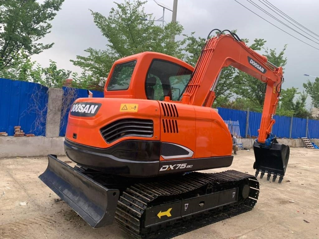 Doosan DX 75-9 C - Miniekskavaator: pilt 2 Doosan DX 75-9 C - Miniekskavaator: pilt 2