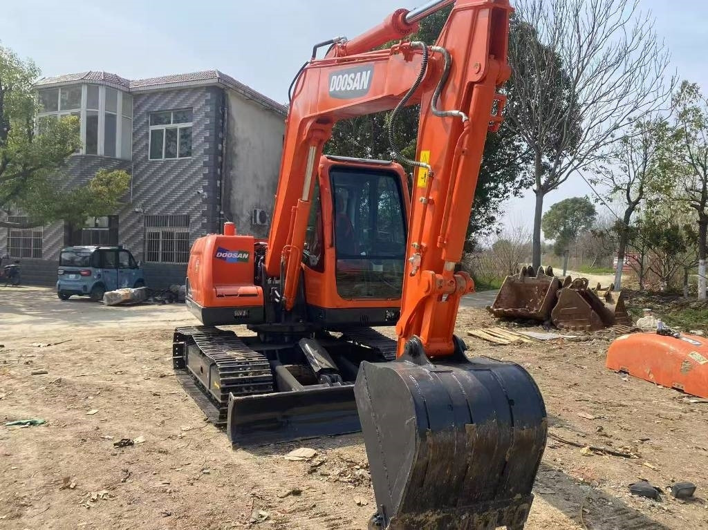 Doosan DX 75-9 C - Miniekskavaator: pilt 5 Doosan DX 75-9 C - Miniekskavaator: pilt 5