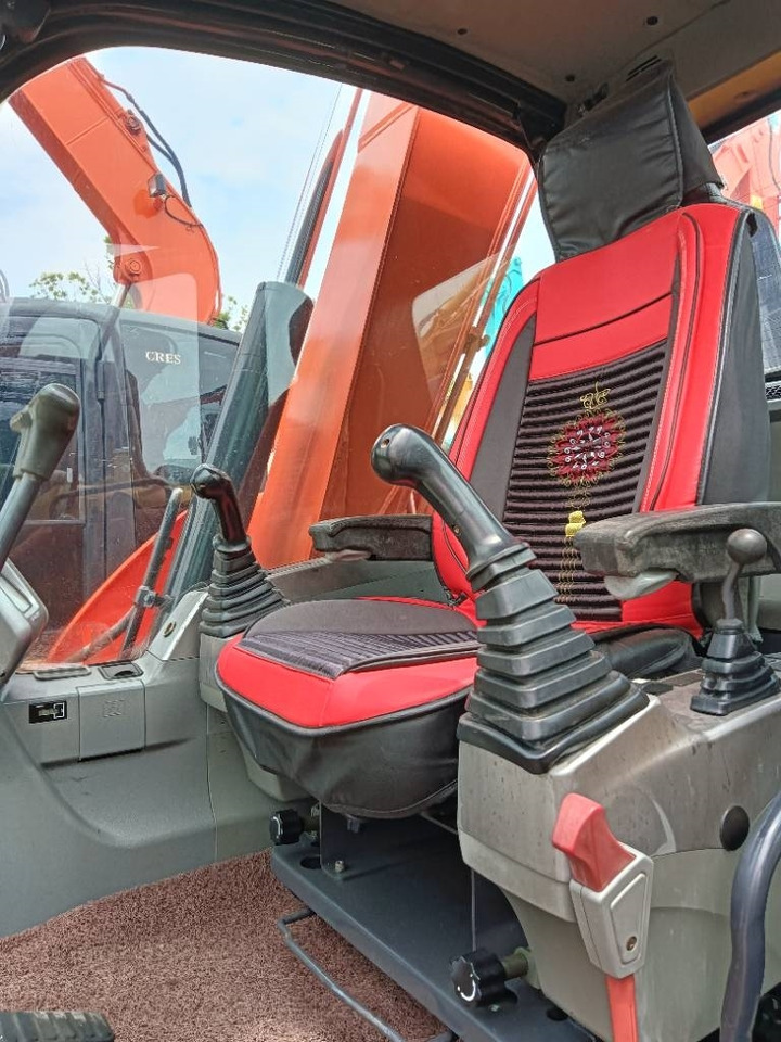 Doosan DX 75 - Lintekskavaator: pilt 3 Doosan DX 75 - Lintekskavaator: pilt 3