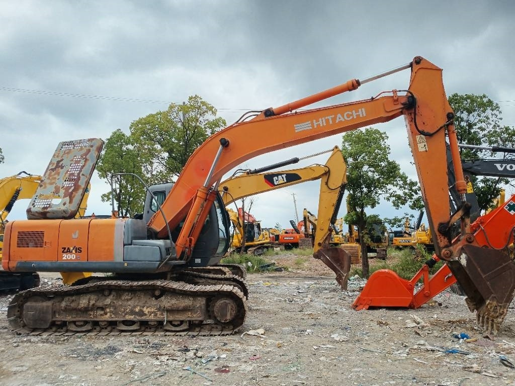 Hitachi ZX 200 E LC - Lintekskavaator: pilt 3 Hitachi ZX 200 E LC - Lintekskavaator: pilt 3