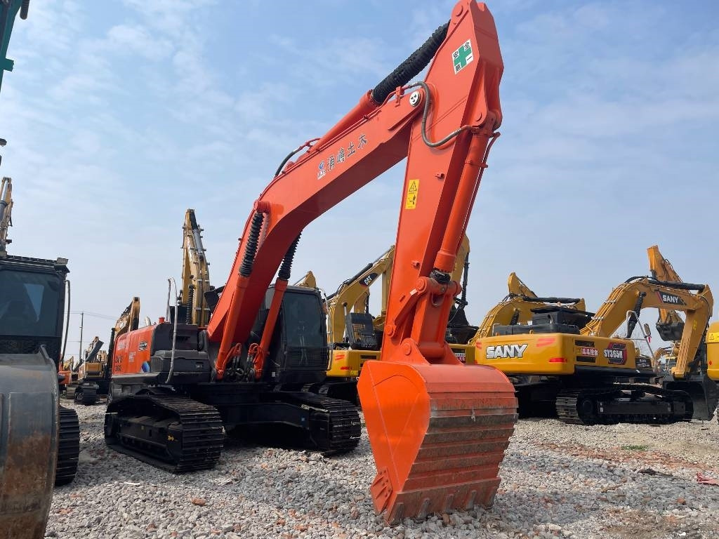 Hitachi ZX 360 - Lintekskavaator: pilt 3 Hitachi ZX 360 - Lintekskavaator: pilt 3