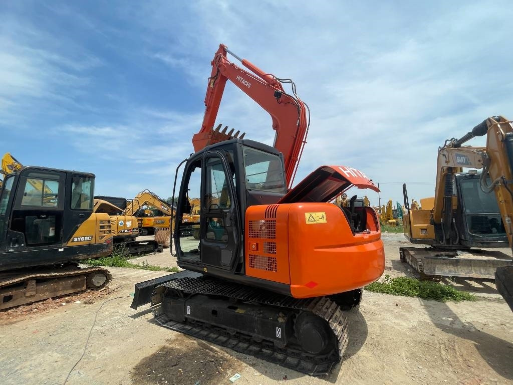 Hitachi ZX 70 - Miniekskavaator: pilt 2 Hitachi ZX 70 - Miniekskavaator: pilt 2