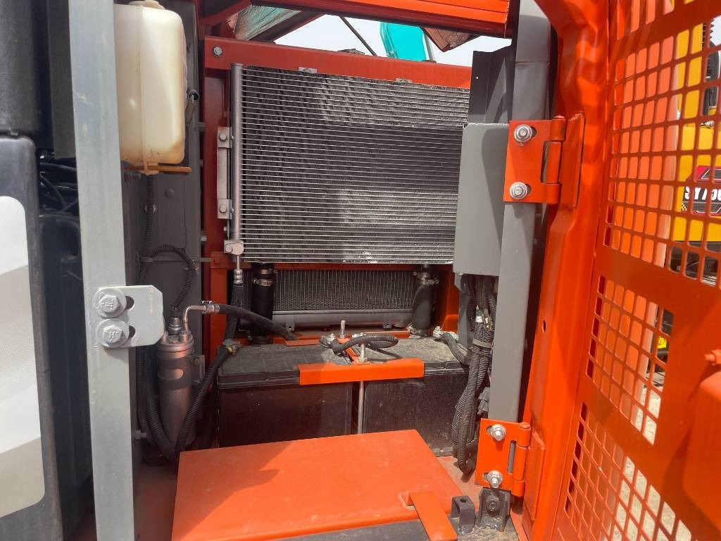 Hitachi ZX 70 - Miniekskavaator: pilt 4 Hitachi ZX 70 - Miniekskavaator: pilt 4