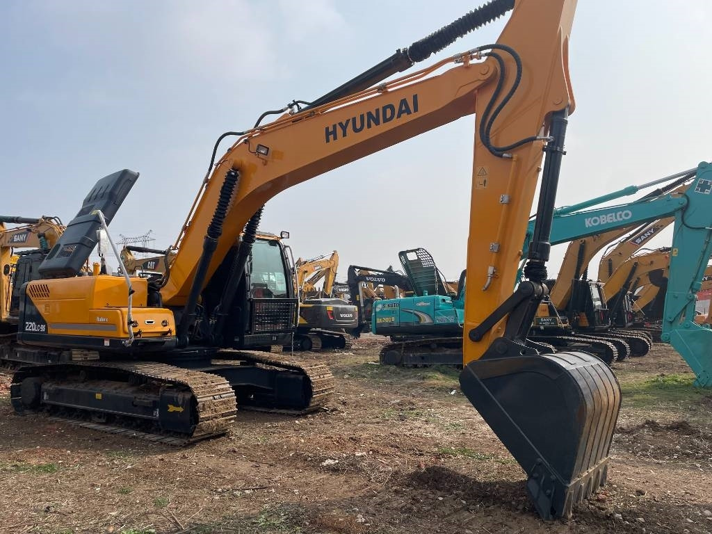 Hyundai 225LC-9S - Lintekskavaator: pilt 5 Hyundai 225LC-9S - Lintekskavaator: pilt 5