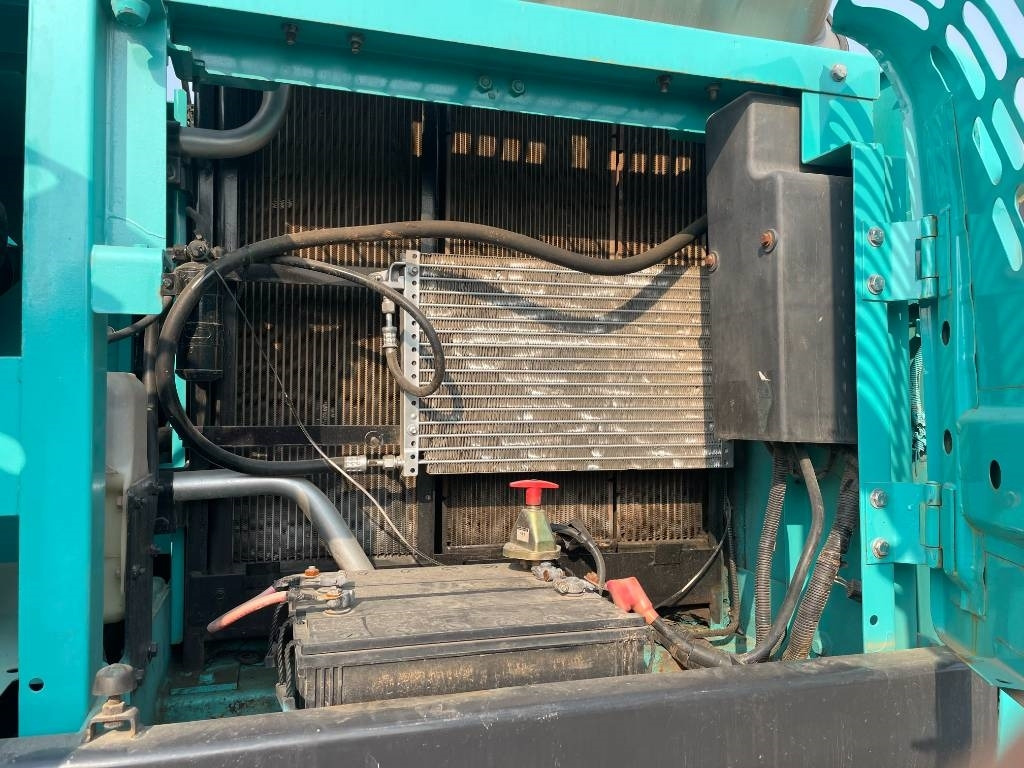 Kobelco SK 200 - Lintekskavaator: pilt 4 Kobelco SK 200 - Lintekskavaator: pilt 4