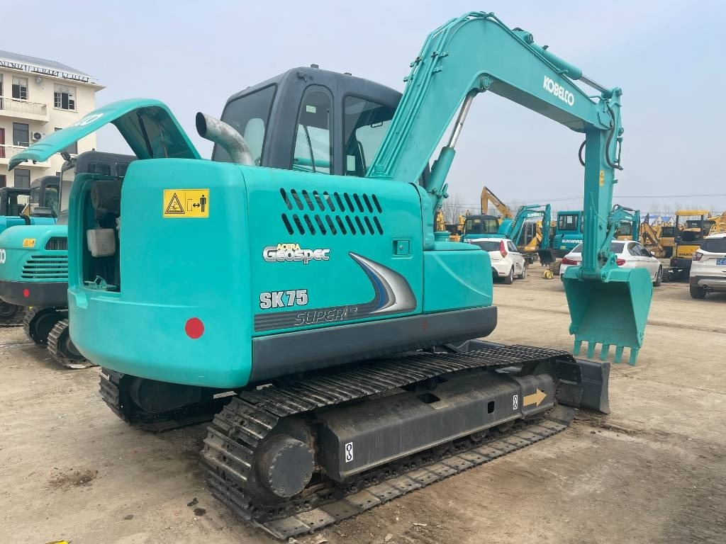 Kobelco SK 75 - Lintekskavaator: pilt 2 Kobelco SK 75 - Lintekskavaator: pilt 2