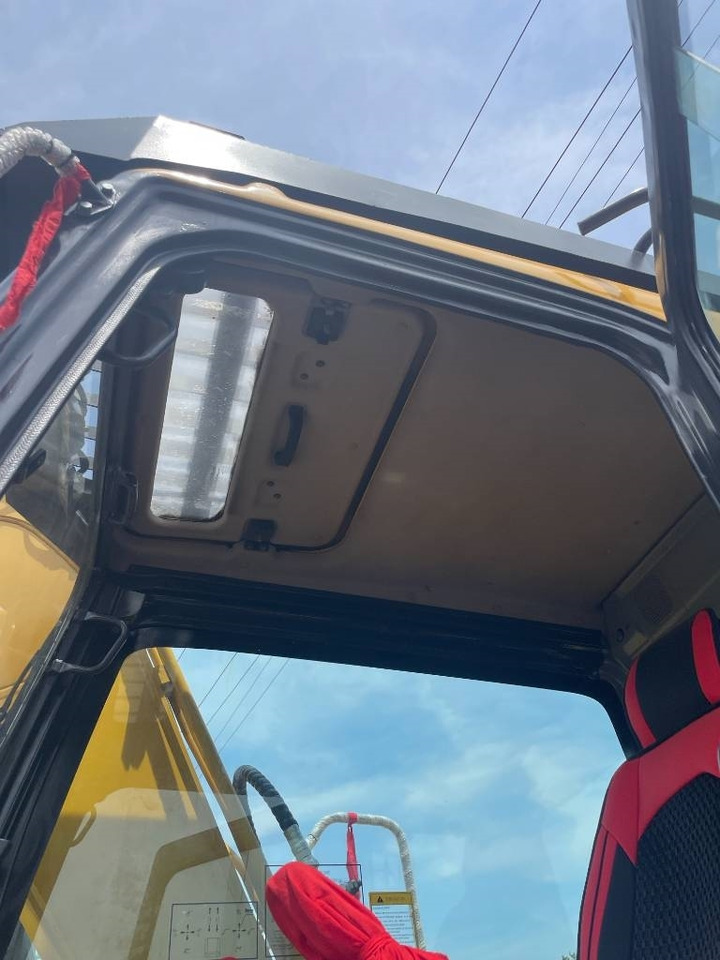 Komatsu PC 130 - Lintekskavaator: pilt 5 Komatsu PC 130 - Lintekskavaator: pilt 5