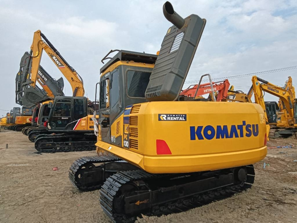 Komatsu PC 130 - Lintekskavaator: pilt 1 Komatsu PC 130 - Lintekskavaator: pilt 1