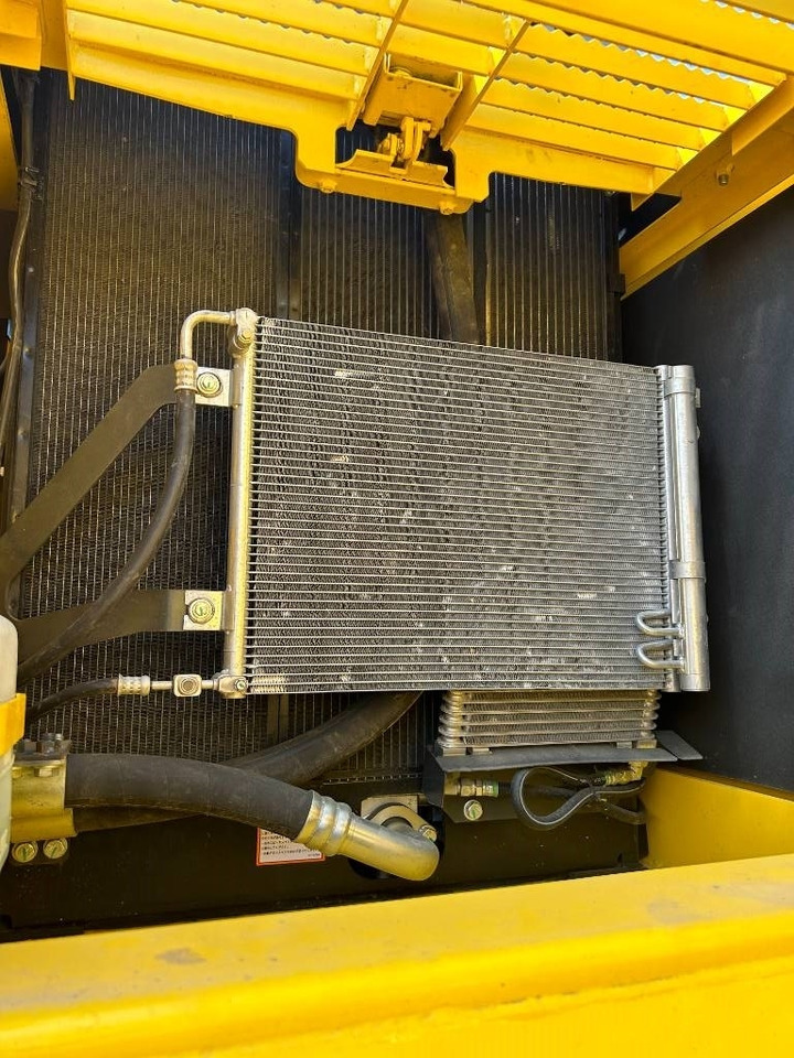 Komatsu PC 240 - Lintekskavaator: pilt 2 Komatsu PC 240 - Lintekskavaator: pilt 2