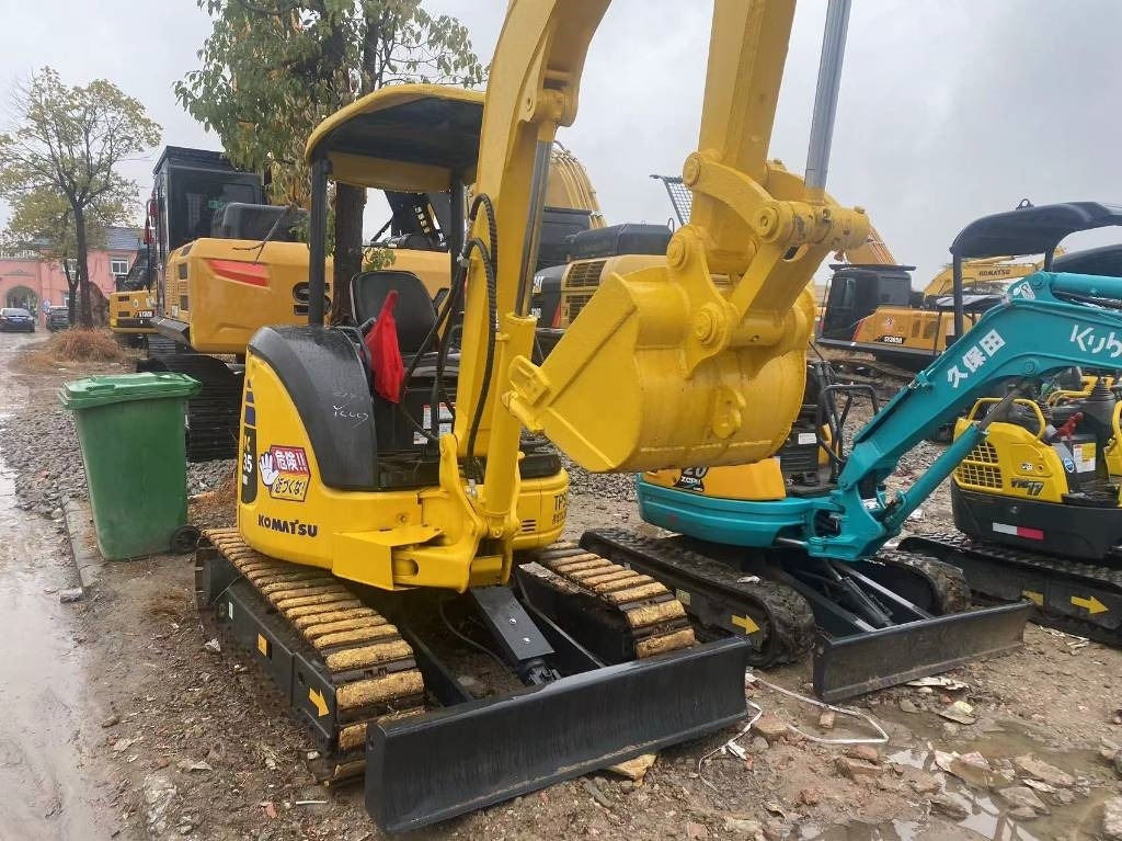 Komatsu PC 35 - Lintekskavaator: pilt 3 Komatsu PC 35 - Lintekskavaator: pilt 3