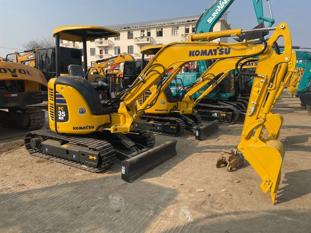 Komatsu PC 35 - Lintekskavaator: pilt 1 Komatsu PC 35 - Lintekskavaator: pilt 1