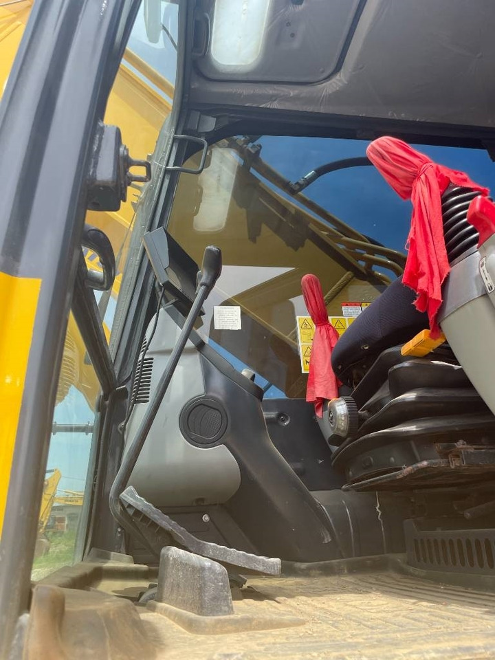 Komatsu PC 350 - Lintekskavaator: pilt 3 Komatsu PC 350 - Lintekskavaator: pilt 3
