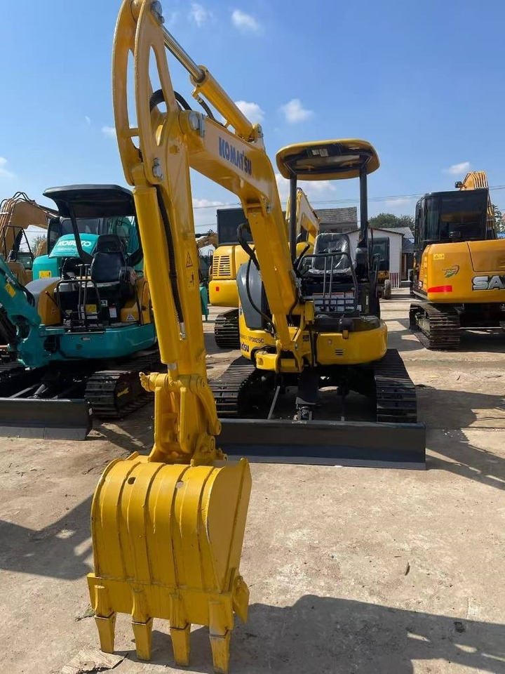 Komatsu PC35 - Miniekskavaator: pilt 2 Komatsu PC35 - Miniekskavaator: pilt 2