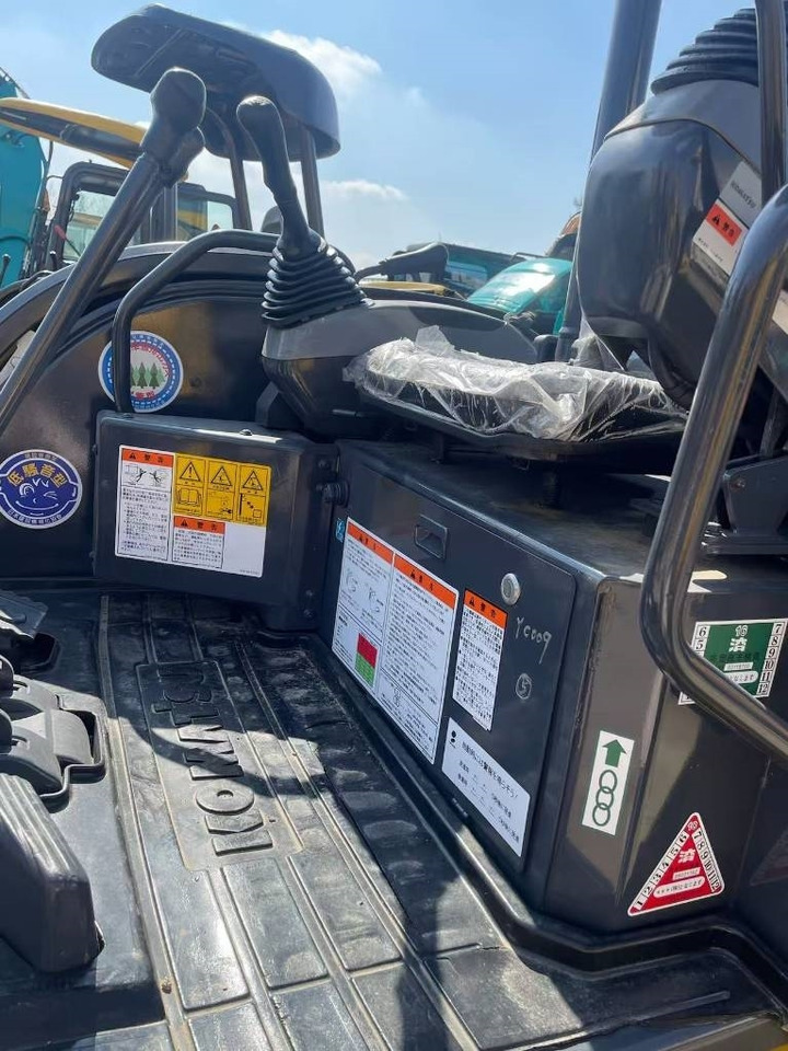 Komatsu PC35 - Miniekskavaator: pilt 5 Komatsu PC35 - Miniekskavaator: pilt 5