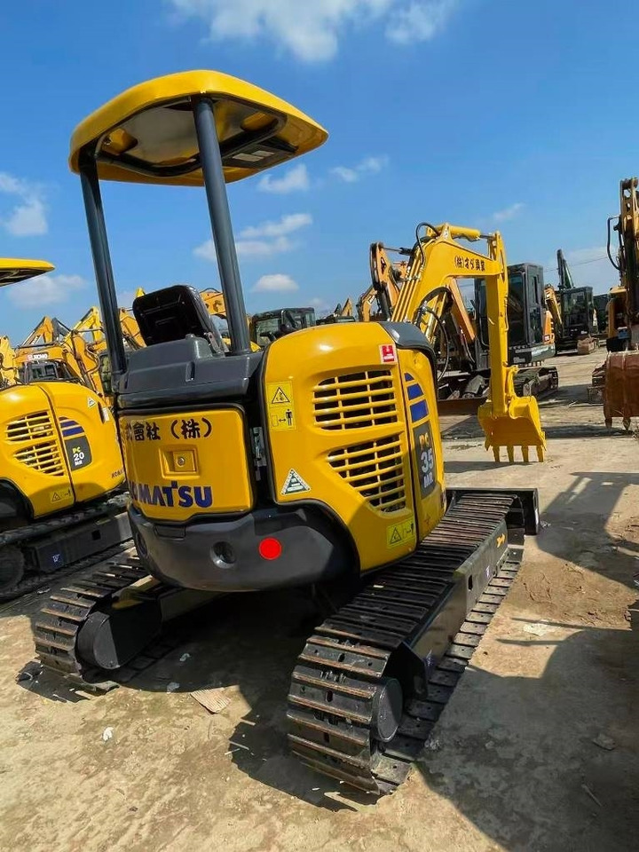 Komatsu PC35 - Miniekskavaator: pilt 4 Komatsu PC35 - Miniekskavaator: pilt 4