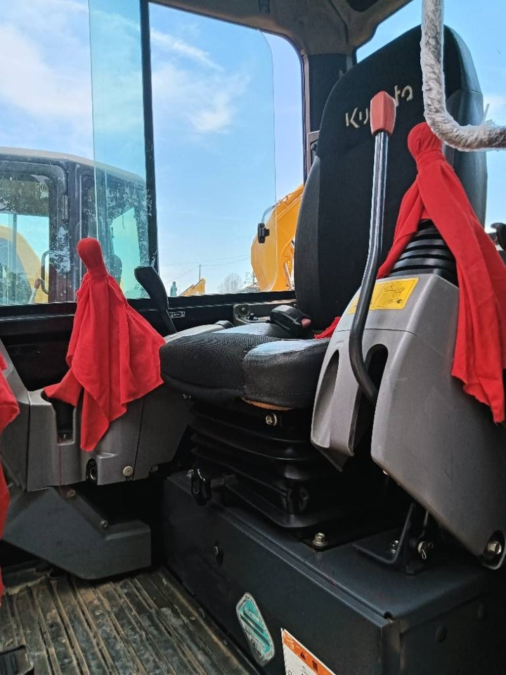 Kubota KX 165 - Miniekskavaator: pilt 4 Kubota KX 165 - Miniekskavaator: pilt 4