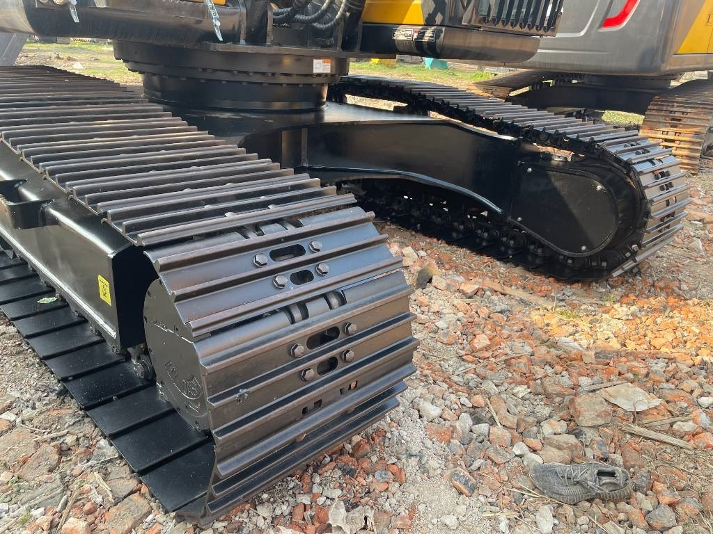 Sany 235 - Lintekskavaator: pilt 3 Sany 235 - Lintekskavaator: pilt 3