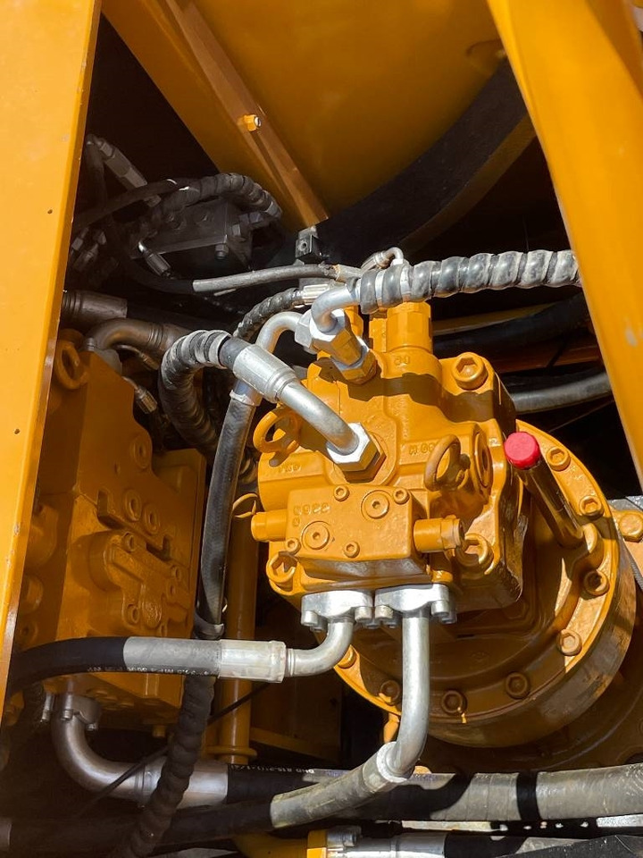 Sany SY 215 C-9 - Lintekskavaator: pilt 3 Sany SY 215 C-9 - Lintekskavaator: pilt 3