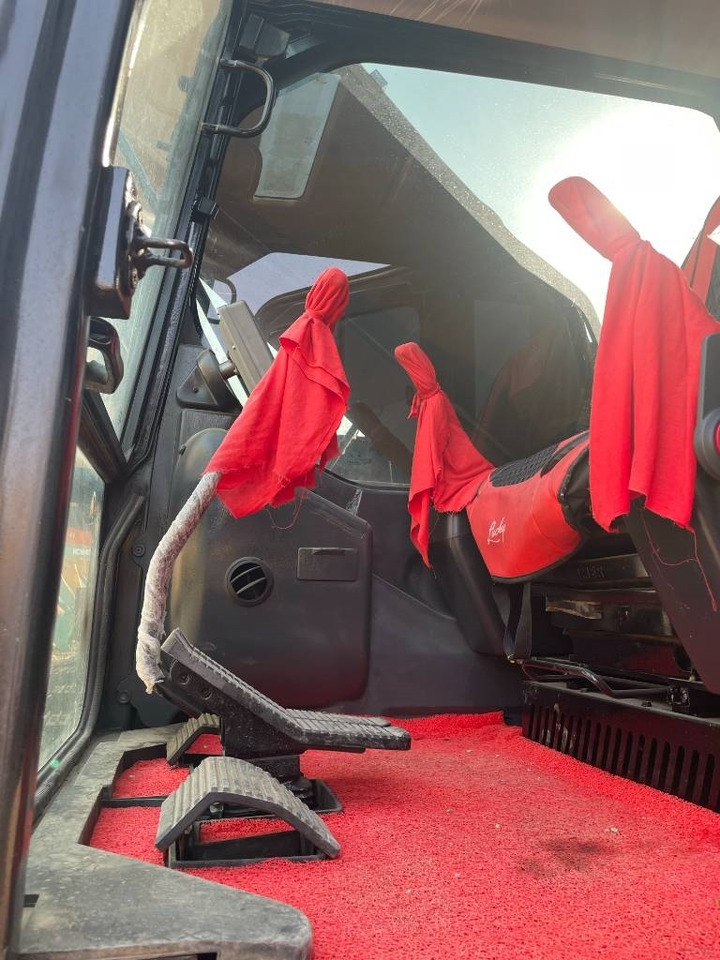 Sany SY 235 - Lintekskavaator: pilt 5 Sany SY 235 - Lintekskavaator: pilt 5