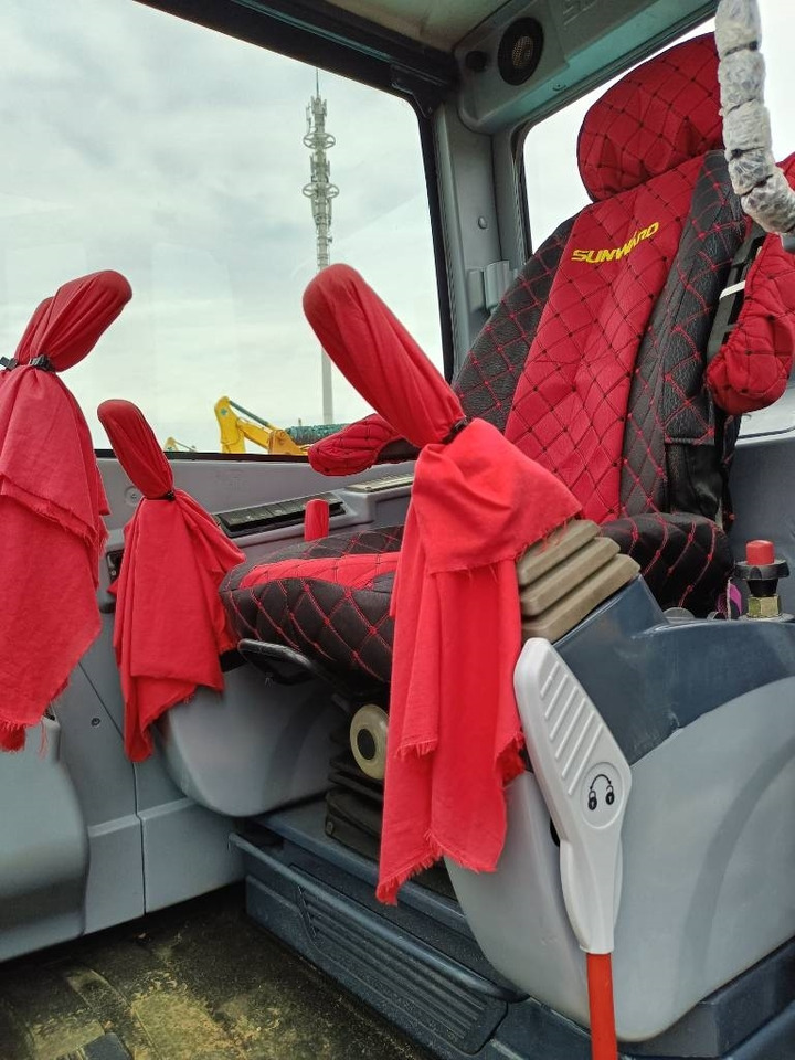 Sunward SWE 70 - Lintekskavaator: pilt 5 Sunward SWE 70 - Lintekskavaator: pilt 5