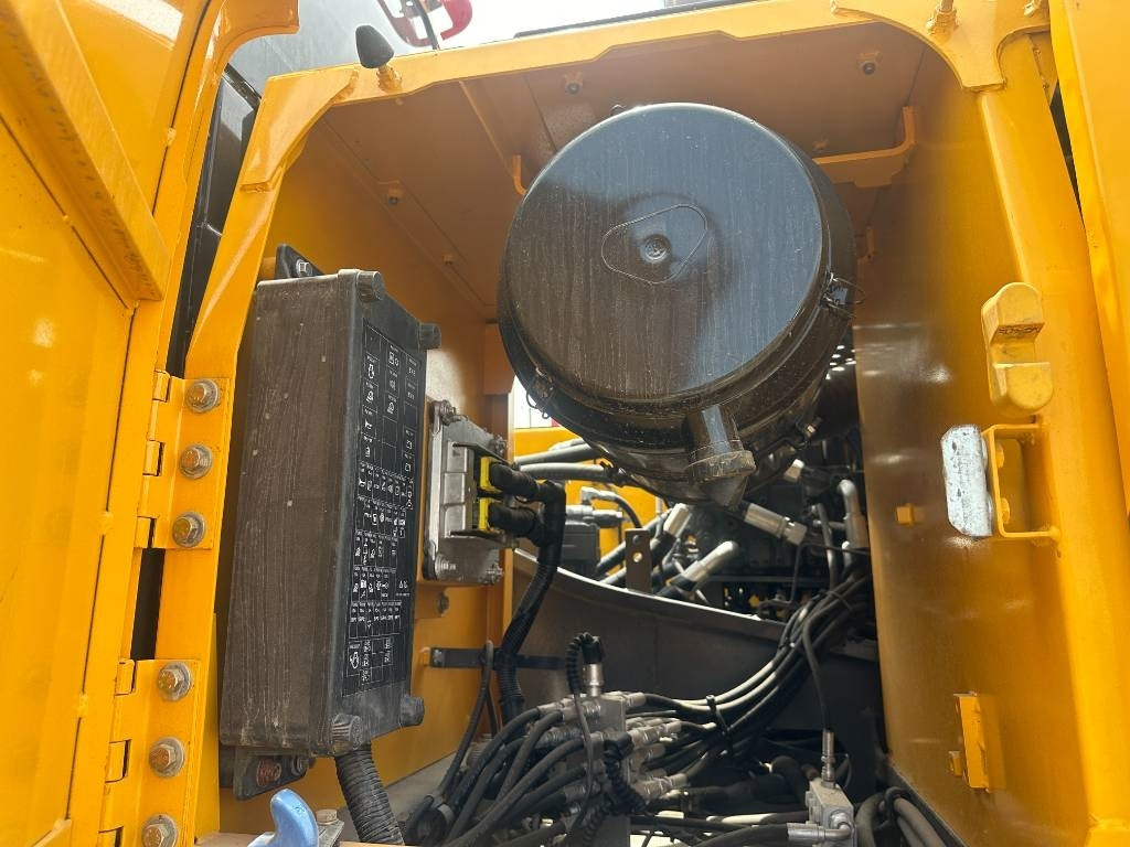 Volvo EC 250 D - Lintekskavaator: pilt 3 Volvo EC 250 D - Lintekskavaator: pilt 3