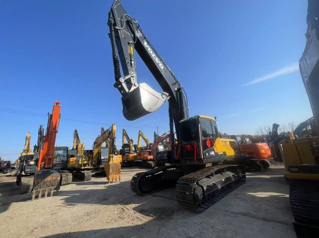 Volvo EC 300 - Lintekskavaator: pilt 2 Volvo EC 300 - Lintekskavaator: pilt 2