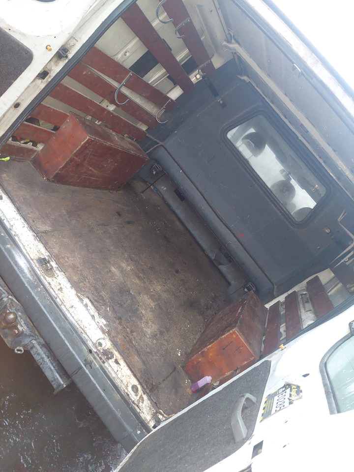 FORD - Meeskonnaauto: pilt 3 FORD - Meeskonnaauto: pilt 3