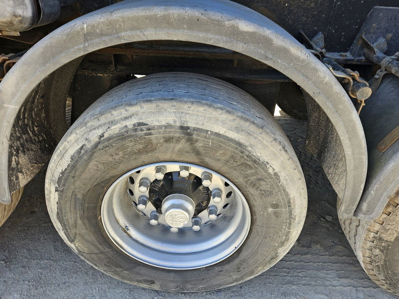 Diversen W25 24 M3 CMT W25 24 M3 - Kallur-poolhaagis: pilt 4 Diversen W25 24 M3 CMT W25 24 M3 - Kallur-poolhaagis: pilt 4