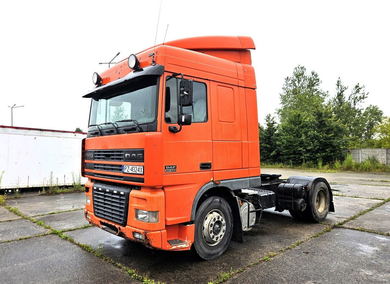 DAF XF 95.430 -2001 - Manual Pump AND Injectors - Euro 2- Manual GEA - Sadulveok: pilt 2 DAF XF 95.430 -2001 - Manual Pump AND Injectors - Euro 2- Manual GEA - Sadulveok: pilt 2