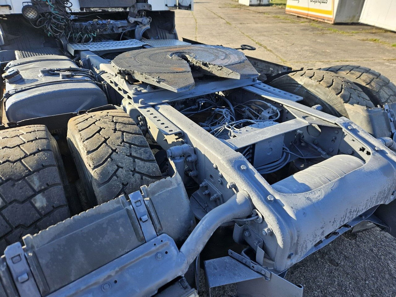 Scania 114 380- manual gearbox 3+3 - Sadulveok: pilt 4 Scania 114 380- manual gearbox 3+3 - Sadulveok: pilt 4