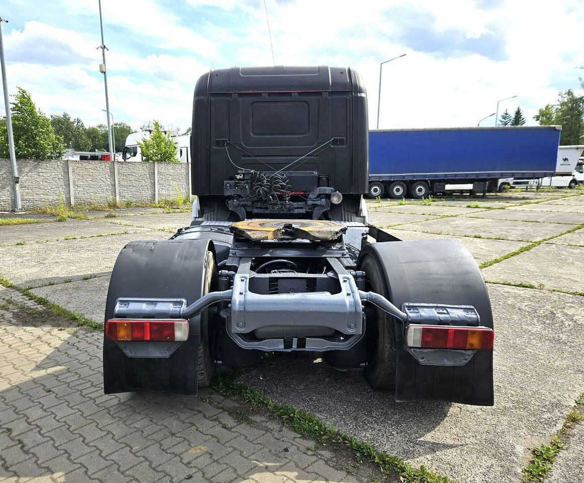 Scania 124 360, manual pump and injectors, manual gearbox - Sadulveok: pilt 5 Scania 124 360, manual pump and injectors, manual gearbox - Sadulveok: pilt 5