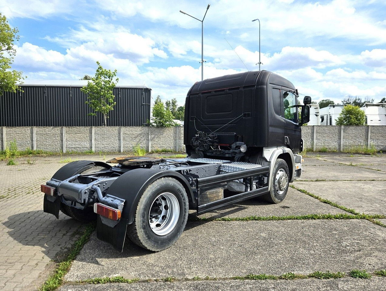 Scania 124 360, manual pump and injectors, manual gearbox - Sadulveok: pilt 4 Scania 124 360, manual pump and injectors, manual gearbox - Sadulveok: pilt 4