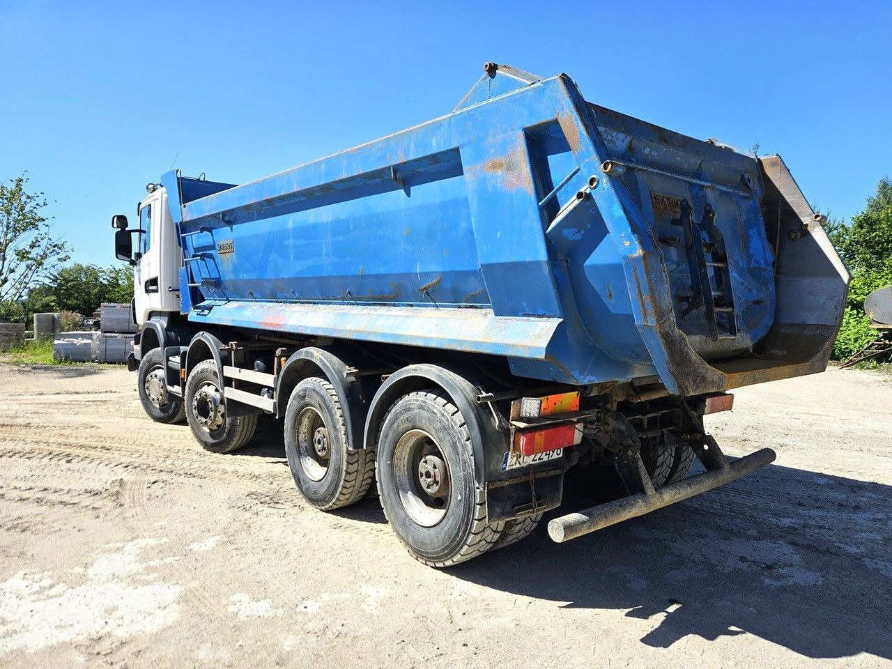 Scania R420 8X4 -Tipper -Full Spring - Kallurauto: pilt 4 Scania R420 8X4 -Tipper -Full Spring - Kallurauto: pilt 4
