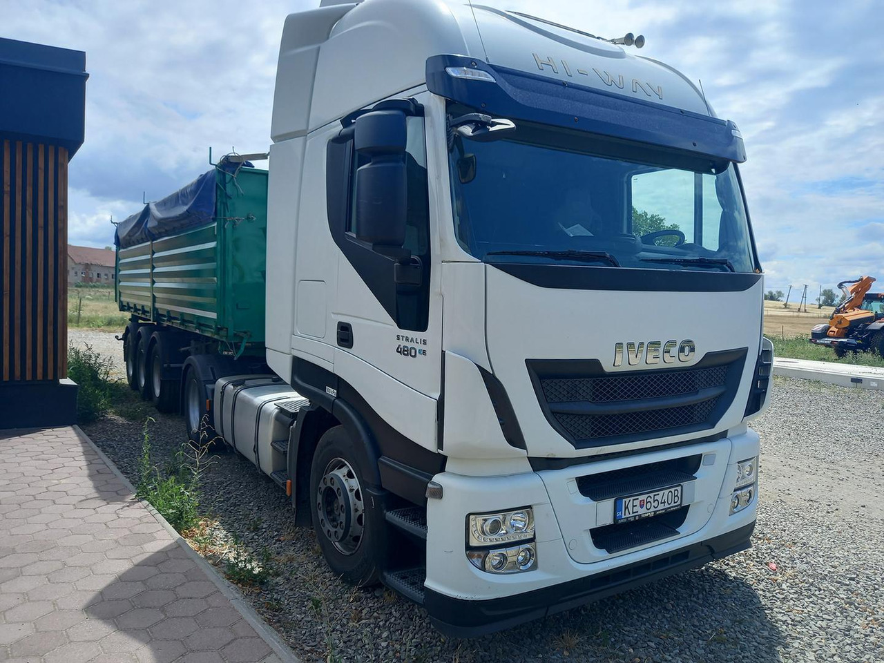 Iveco AS440T/P, 353kW, EURO 6 - Madelveok/ Platvormveok: pilt 2 Iveco AS440T/P, 353kW, EURO 6 - Madelveok/ Platvormveok: pilt 2
