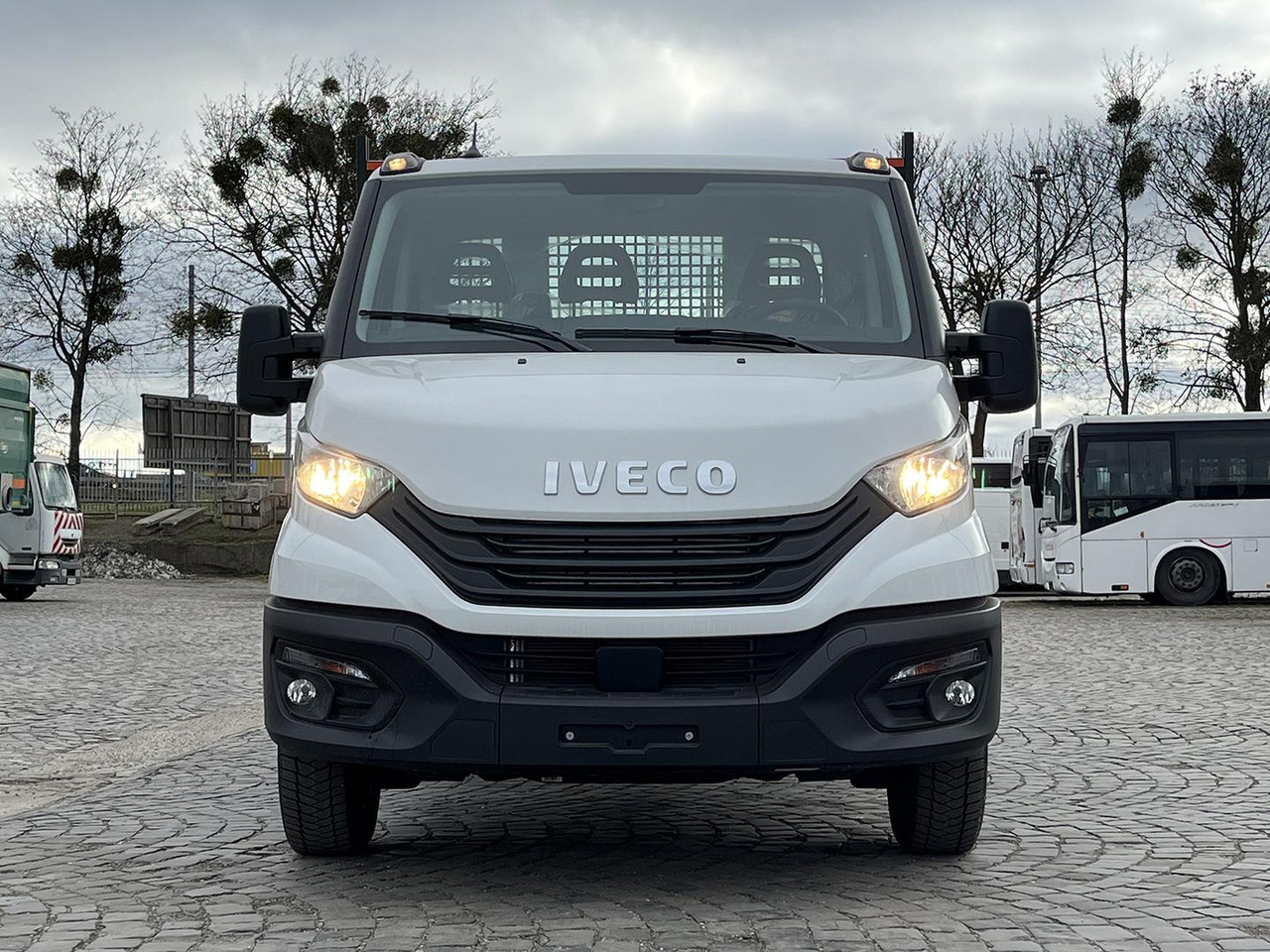 Iveco DAILY SKLÁPAČ, 2.3D, 35S16H - Tarbesõiduk kallur: pilt 2 Iveco DAILY SKLÁPAČ, 2.3D, 35S16H - Tarbesõiduk kallur: pilt 2