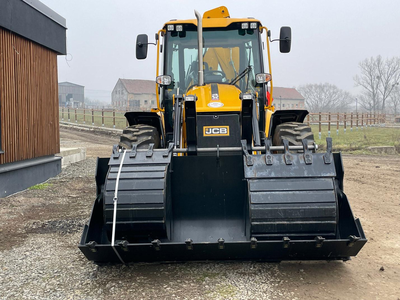 JCB 4CX, PRO, AEC - Ekskavaator-laadur: pilt 3 JCB 4CX, PRO, AEC - Ekskavaator-laadur: pilt 3