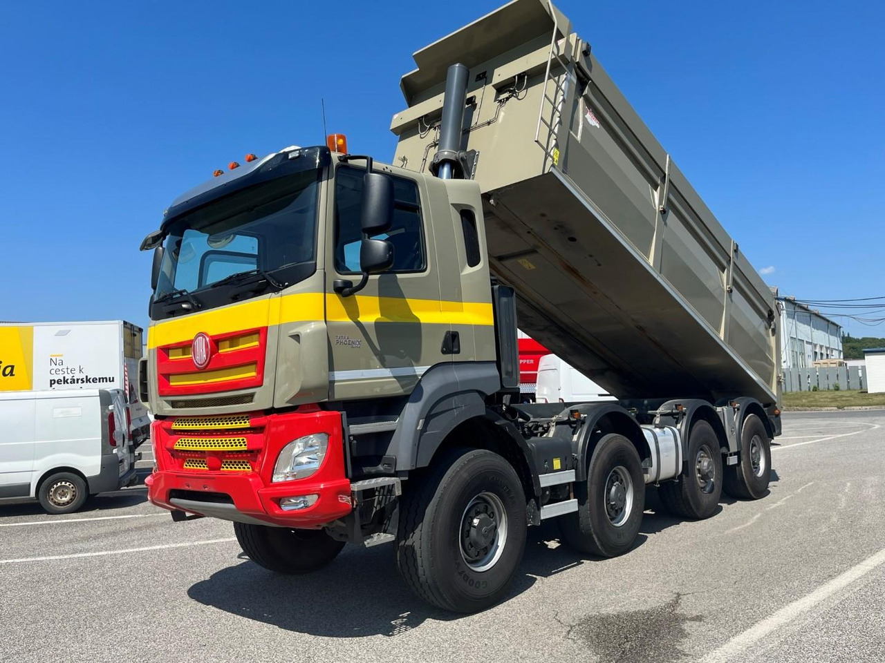 Tatra Phoenix 8x8 jednostranný sklápač, rv 2019, Sklápač S1 - Kallurauto: pilt 2 Tatra Phoenix 8x8 jednostranný sklápač, rv 2019, Sklápač S1 - Kallurauto: pilt 2