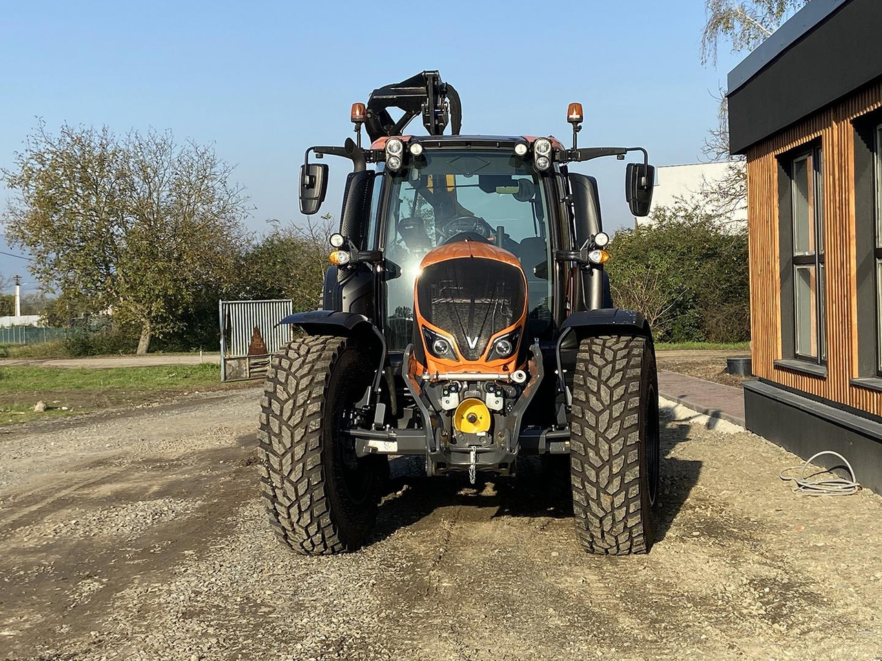 Valtra N, 49 AWI, 134 - Traktor: pilt 4 Valtra N, 49 AWI, 134 - Traktor: pilt 4