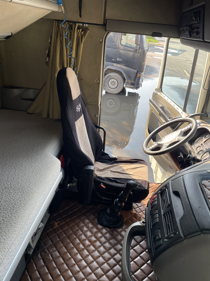 Sadulveok DAF XF105.460 Euro 5 manual gearbox: pilt 17 Sadulveok DAF XF105.460 Euro 5 manual gearbox: pilt 17