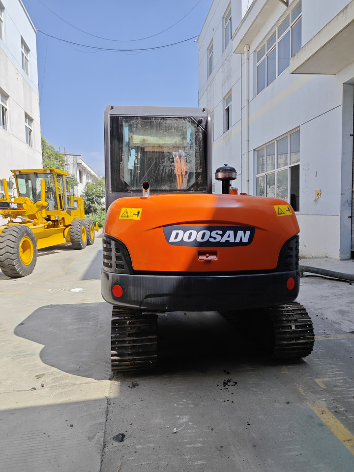 Doosan DH60 - Miniekskavaator: pilt 4 Doosan DH60 - Miniekskavaator: pilt 4
