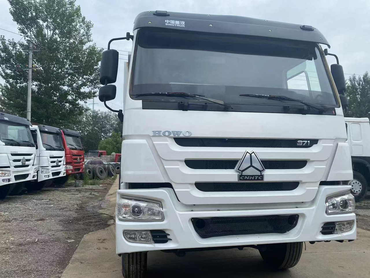 HOWO 371 - Ehitusmasinad: pilt 5 HOWO 371 - Ehitusmasinad: pilt 5