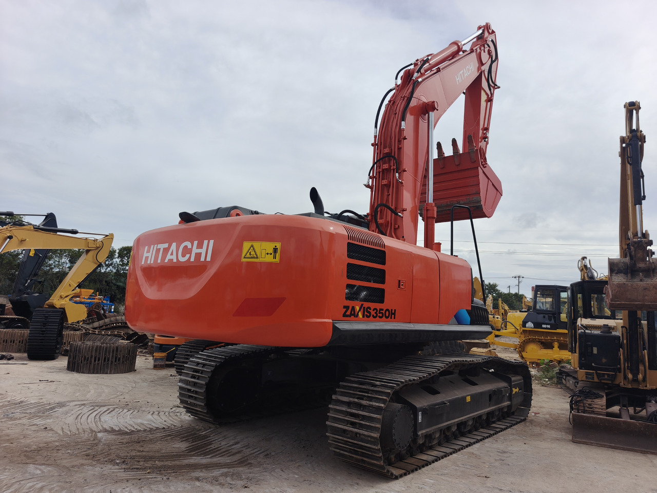HITACHI ZX350H ZX350H-5G Used excavator - Lintekskavaator: pilt 2 HITACHI ZX350H ZX350H-5G Used excavator - Lintekskavaator: pilt 2