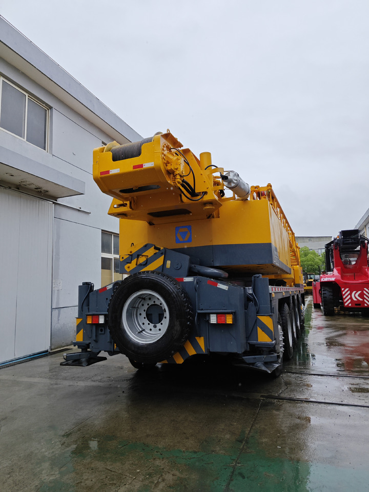 XCMG QY100K Used 100ton xcmg truck crane - Maastikukraana: pilt 3 XCMG QY100K Used 100ton xcmg truck crane - Maastikukraana: pilt 3