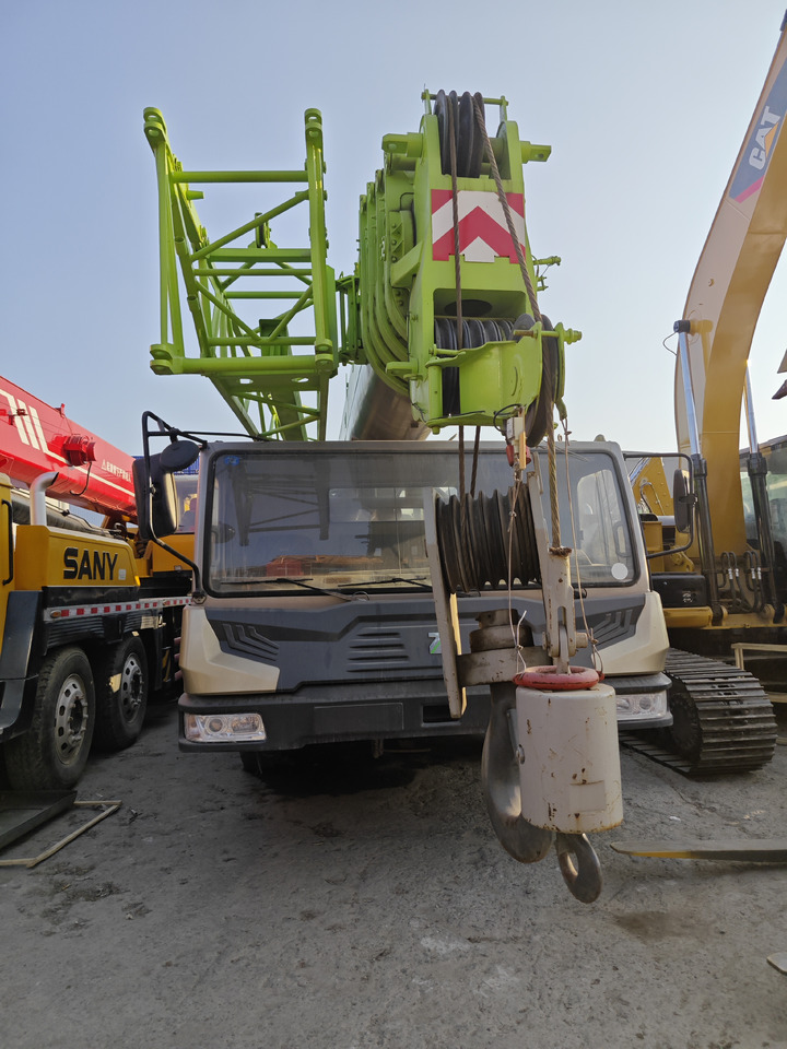 ZOOMLION ZTC500V - Autokraana: pilt 1 ZOOMLION ZTC500V - Autokraana: pilt 1