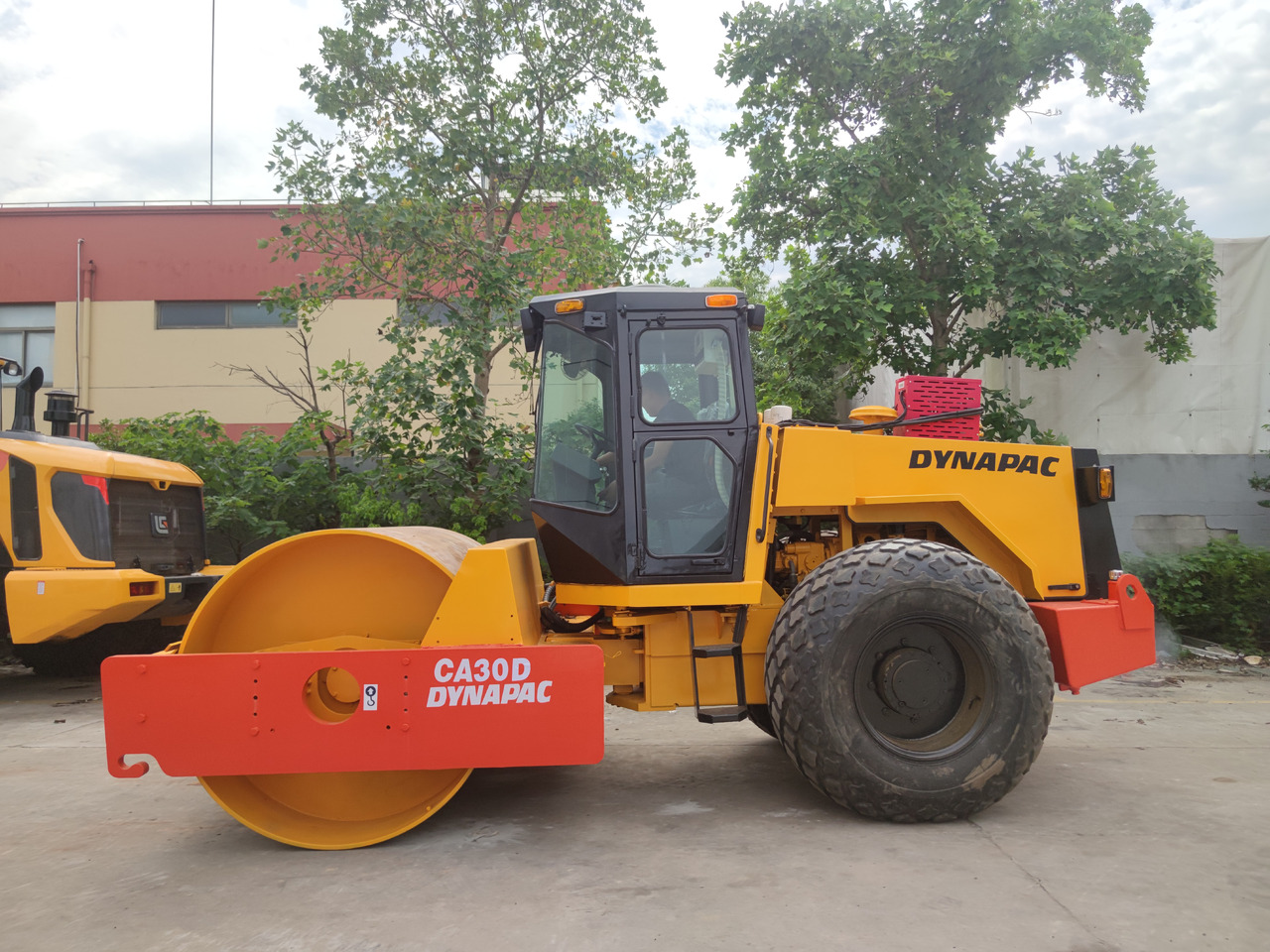 Dynapac CA30D - Tihendaja: pilt 4 Dynapac CA30D - Tihendaja: pilt 4