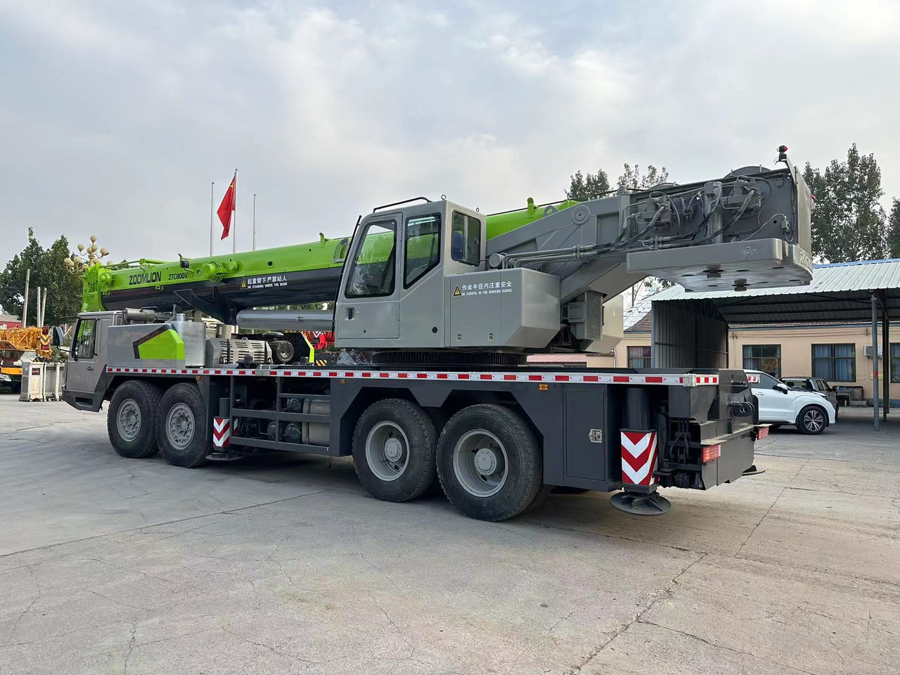 Zoomlion ZTC800V Used 80ton trcuk crane - Autokraana: pilt 3 Zoomlion ZTC800V Used 80ton trcuk crane - Autokraana: pilt 3