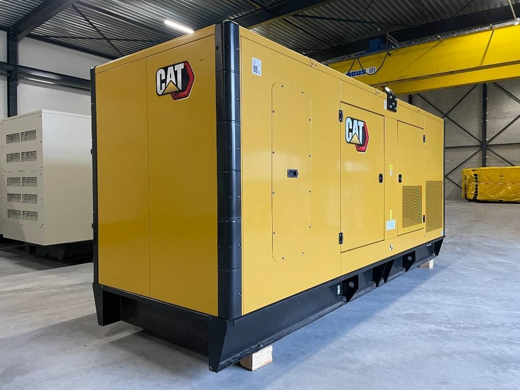 CAT DE550E0 - C15 - 550 kVA Generator - DPX-18027 - Generaatorikomplekt: pilt 2 CAT DE550E0 - C15 - 550 kVA Generator - DPX-18027 - Generaatorikomplekt: pilt 2